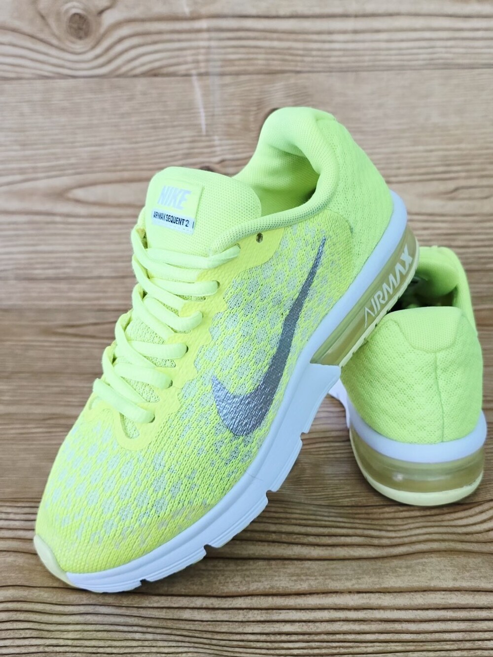 NIKE Air Max Sequent 2 'Volt'